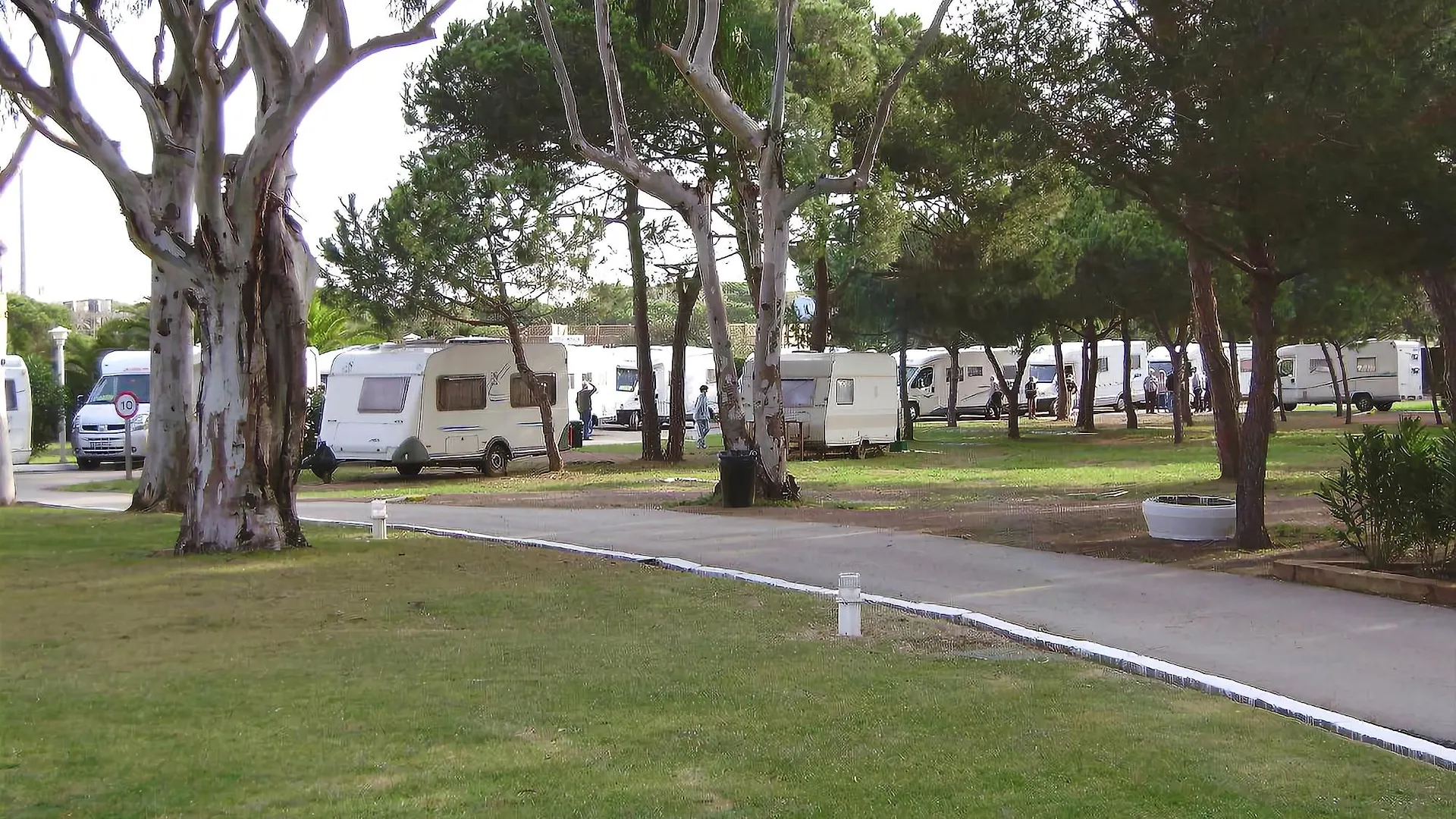 Campsite Camping 3 Estrellas Gava